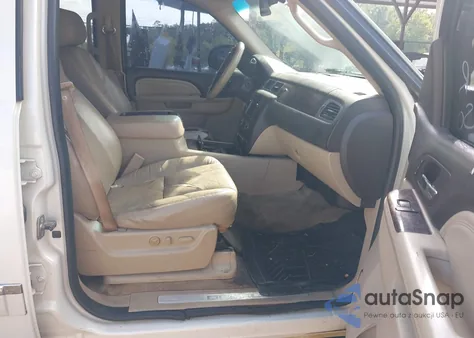 2010 GMC Yukon Xl 1500 Denali from USA, damaged, VIN 1GKUKMEF6AR146601